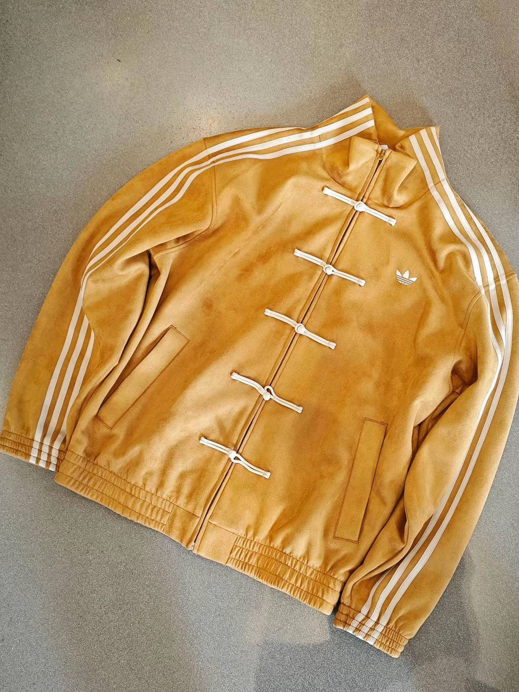 Yellow vintage toggle closure jacket triple stripe sleeves